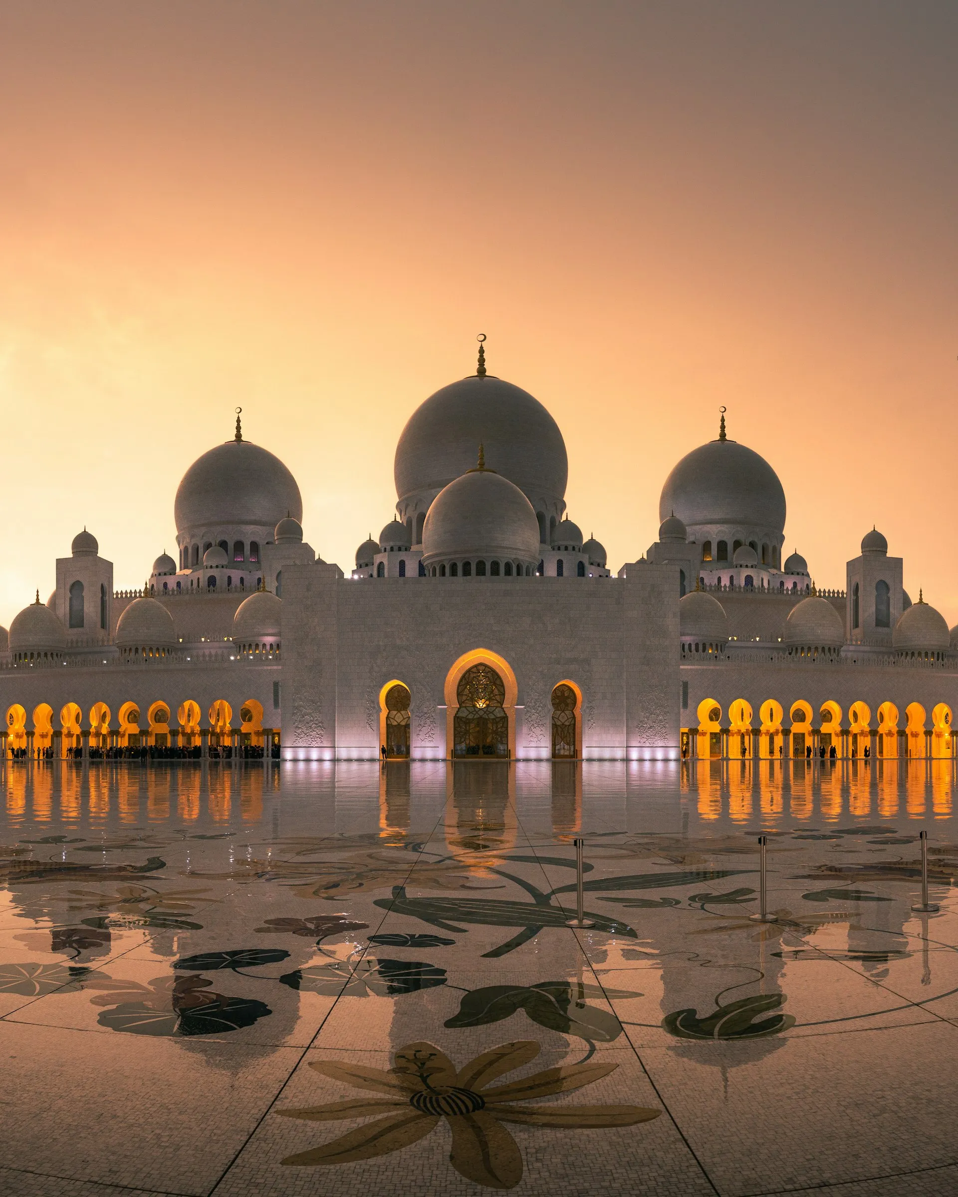 Abu Dhabi skyline background